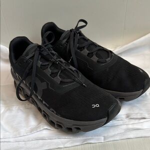 ON Running Black Athletic Shoes